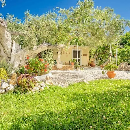 Anthia Private Studio A Breath Away From Beaches Agios Nikitas Exterior photo