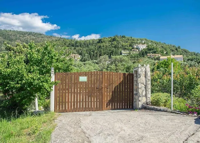 Anthia Private Studio A Breath Away From Beaches