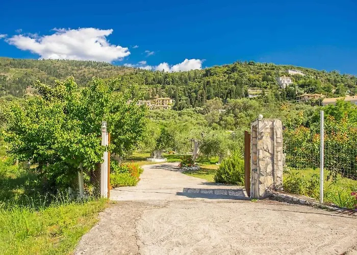 Anthia Private Studio A Breath Away From Beaches