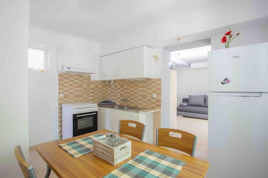 Anthia Private A Breath Away From Beaches Holiday home *